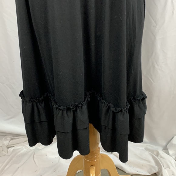 Nearly New Black Short Sleeve Scoop Neck Swing Dress - Picture 3 of 6